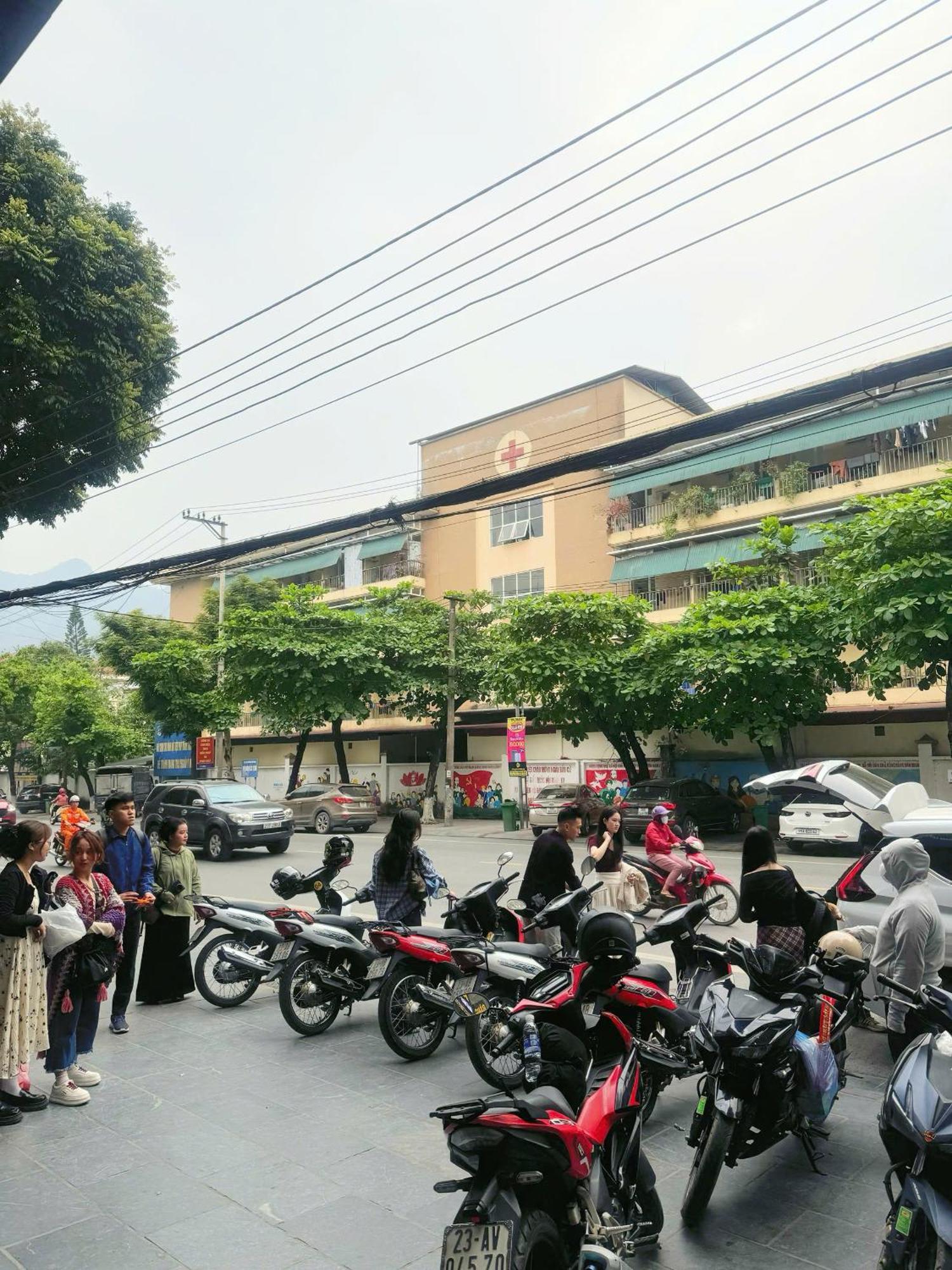 Sky Homestay Ha Giang Extérieur photo